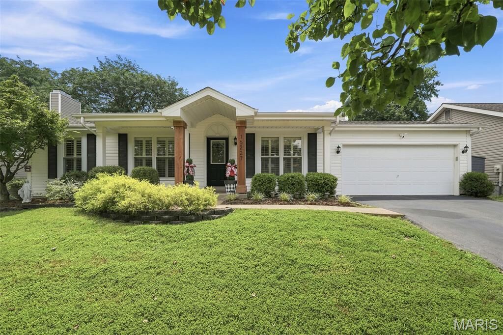 Property Photo: 16227 Castlerea Boulevard MO 63021