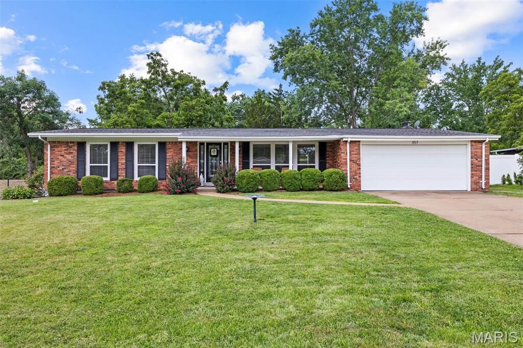 Property Photo: 357 Sudbury Lane MO 63011