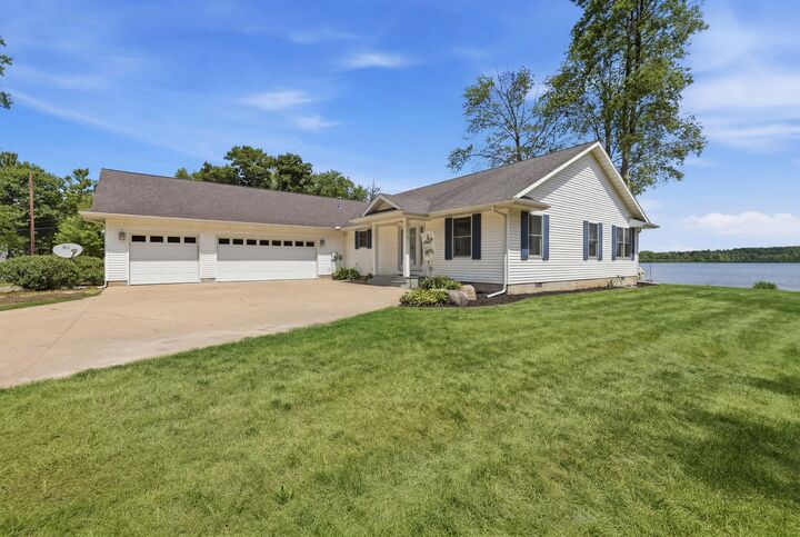 Property Photo: 1080 S Woodland Drive MI 49349
