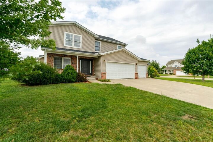 Property Photo:  3022 Buffalo Lane  IL 61761 
