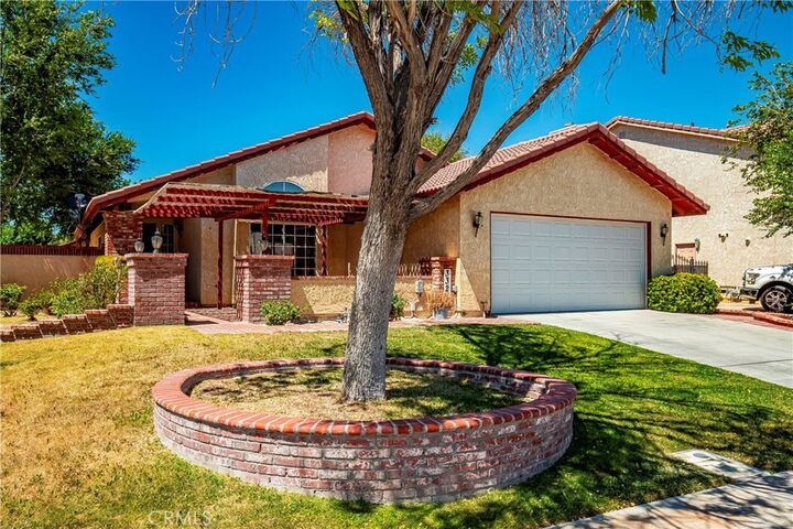 Property Photo:  3327 Marilynn  CA 93536 