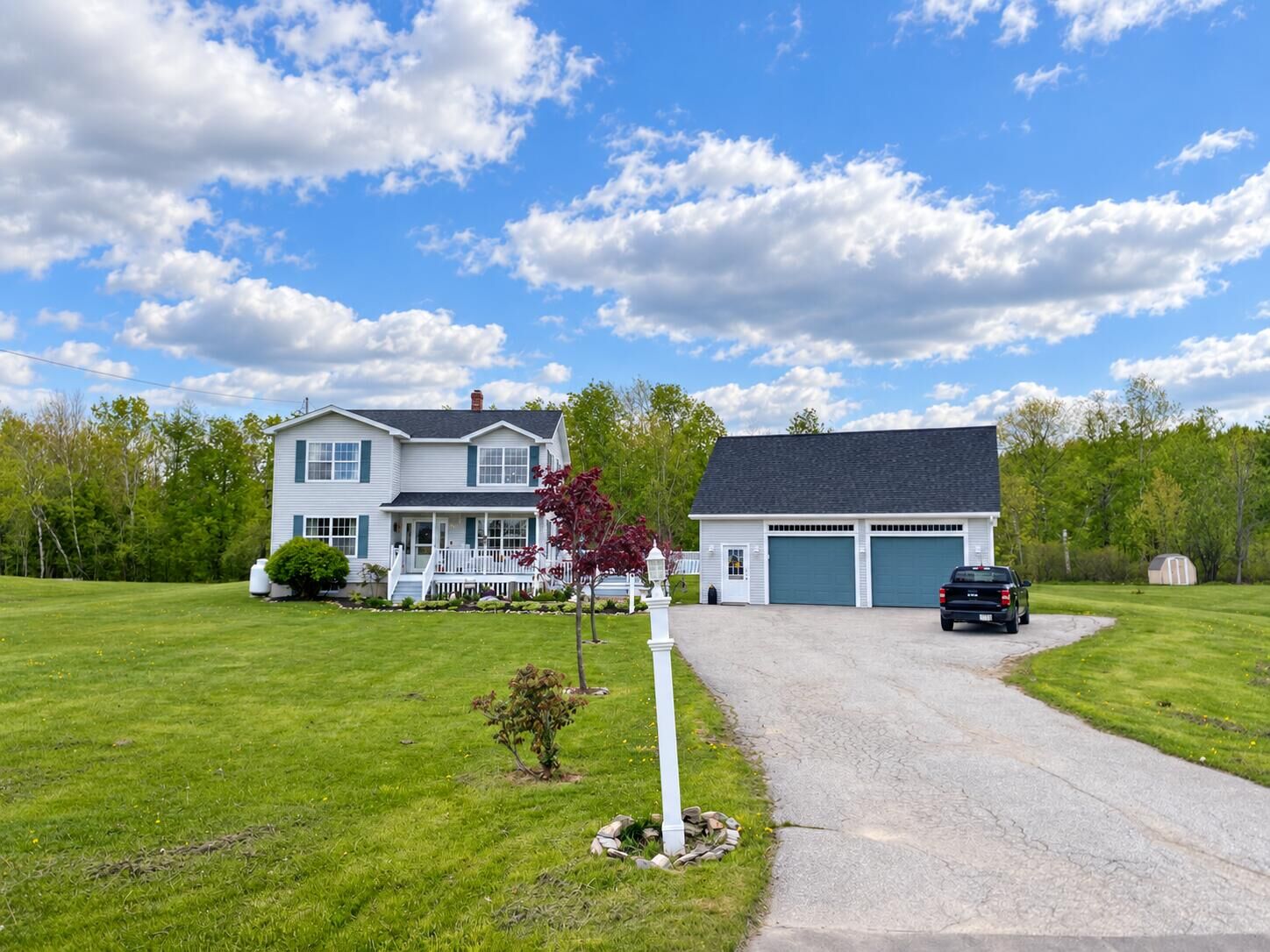Property Photo:  2025 Glenwood Avenue  ME 04401 