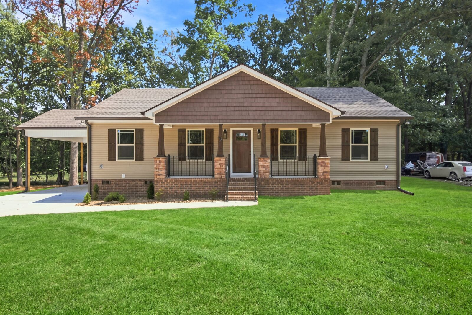 Property Photo:  614 Wanda Ln  TN 37388 