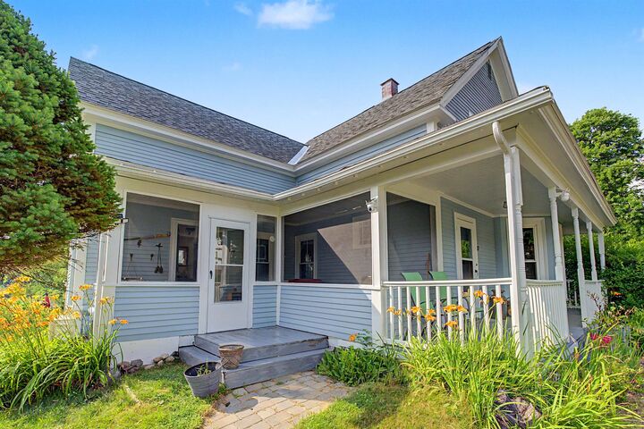 Property Photo:  17 South Street  NH 03465 