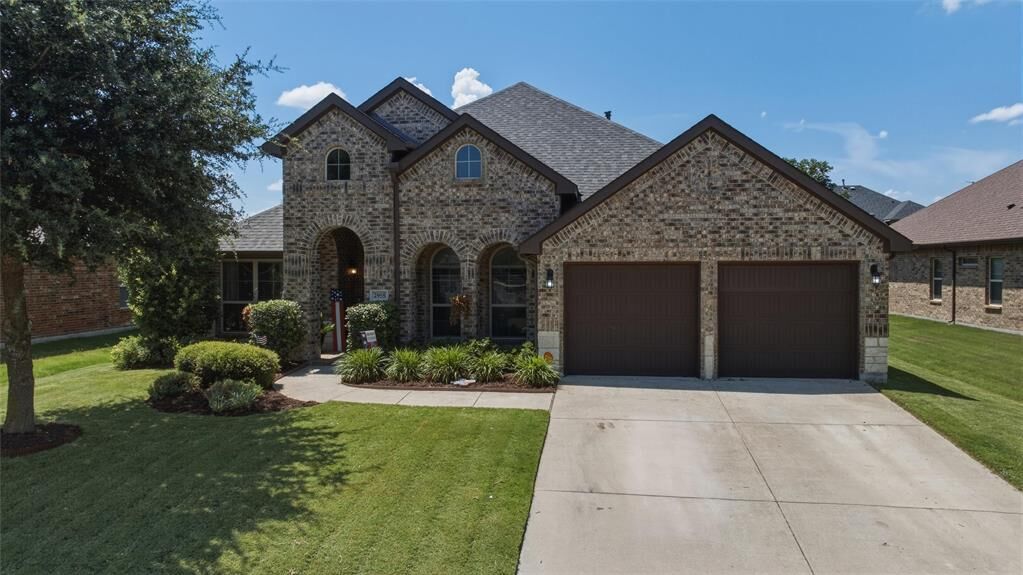 Property Photo: 2955 Geneva Drive TX 75054