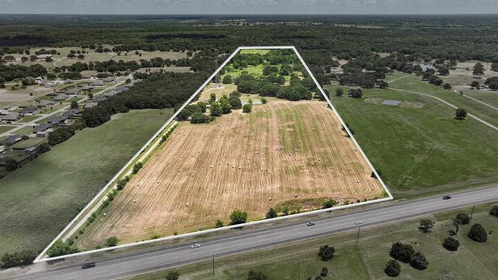 Property Photo: 4399 State Highway 69 S TX 75402
