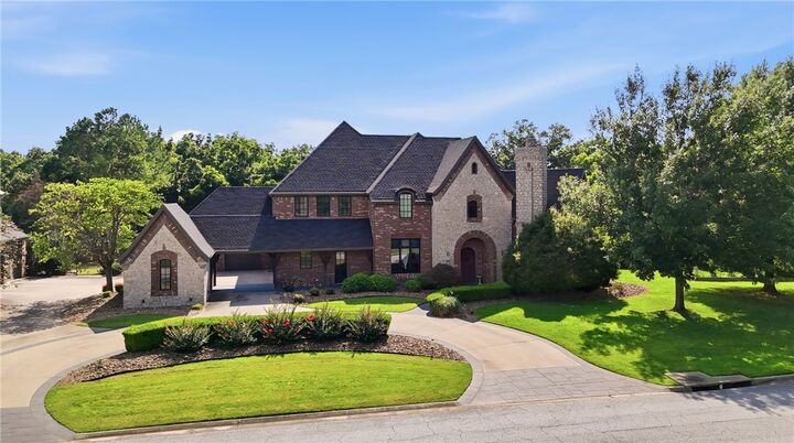 Property Photo: 11301 Pembrook Circle AR 72712