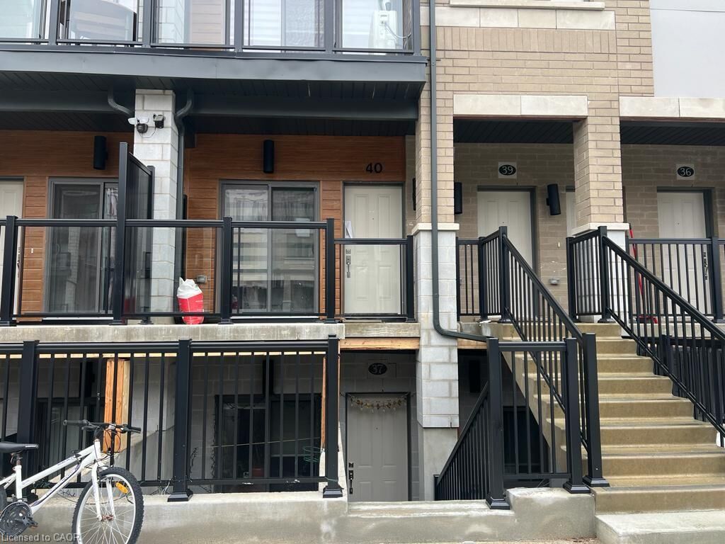 Photo de la propriété: 25 Isherwood Avenue C40 ON N1R 0E2
