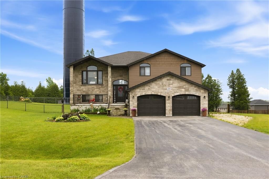 Property Photo: 206 Meredith Way ON N0H 1G0