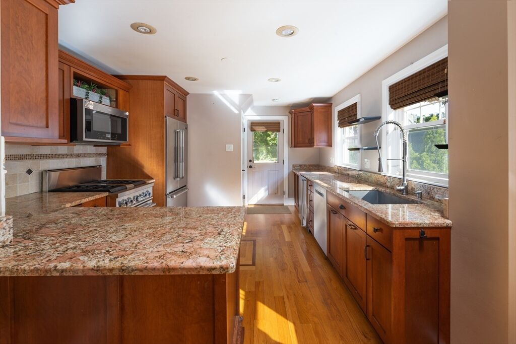 Property Photo: 28 Scituate 28 MA 02476