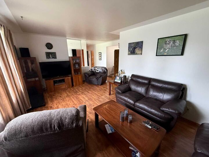 Property Photo:  107 Fraser Street  AB T7V 1B7 