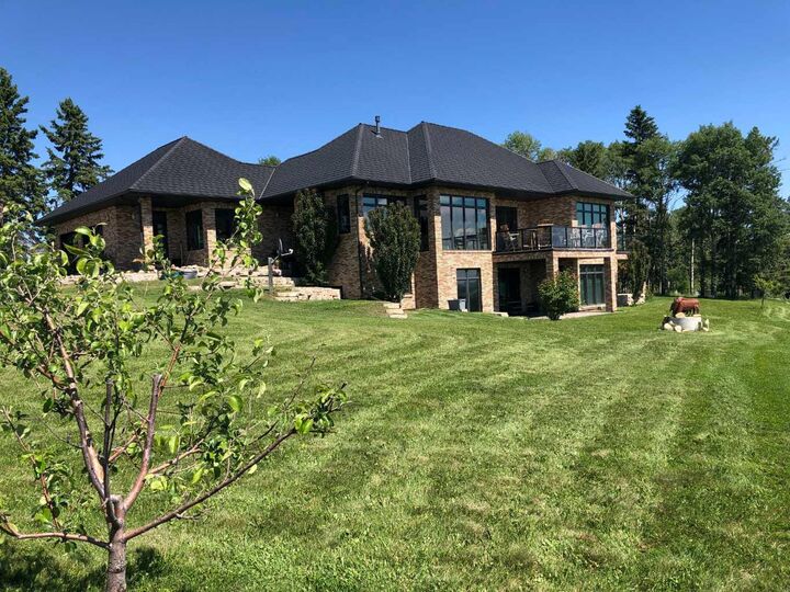 Property Photo: 6029 Township Road 332 AB T0M 1X0