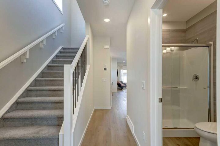 Property Photo:  4 Heartwood Lane SE  AB T3S 0P9 
