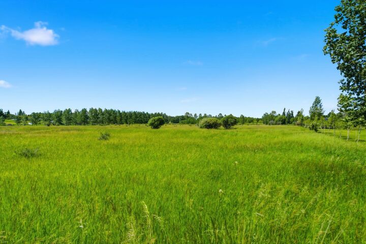 112055 2253 Drive E — photo 1