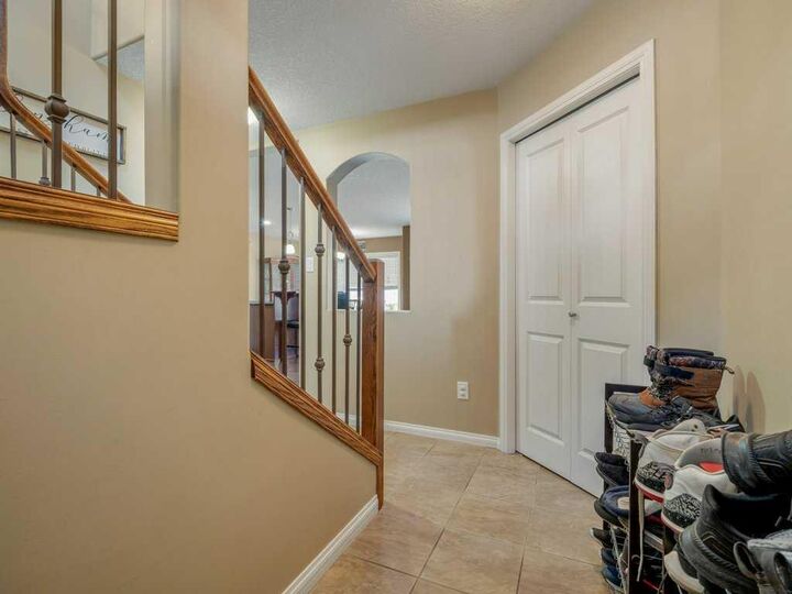 Property Photo: 17 Coalbanks Link W AB T1J 4H6