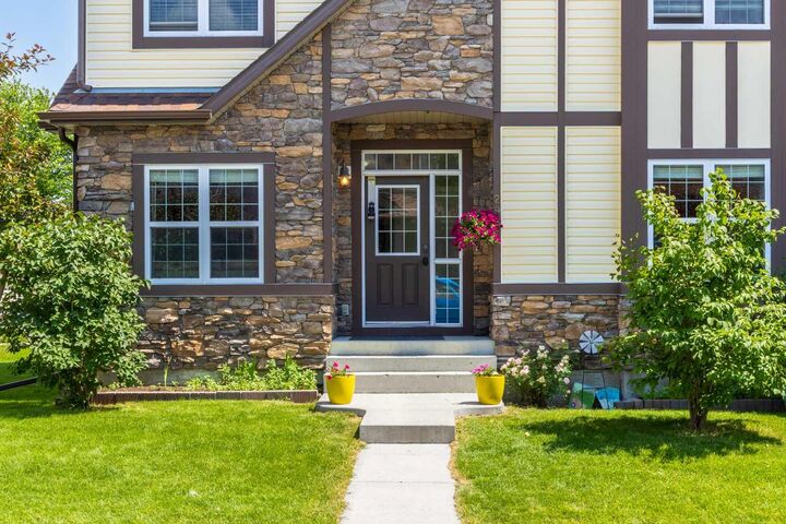 Property Photo:  298 Silverado Plains Close SW  AB T2X 0J2 