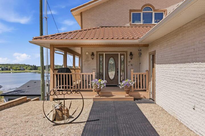 Property Photo: 49 Bay View Street AB T0C 3B0