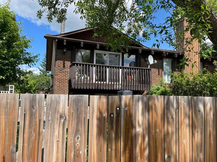 Property Photo: 153 Bergen Crescent NW AB T3K 1J2