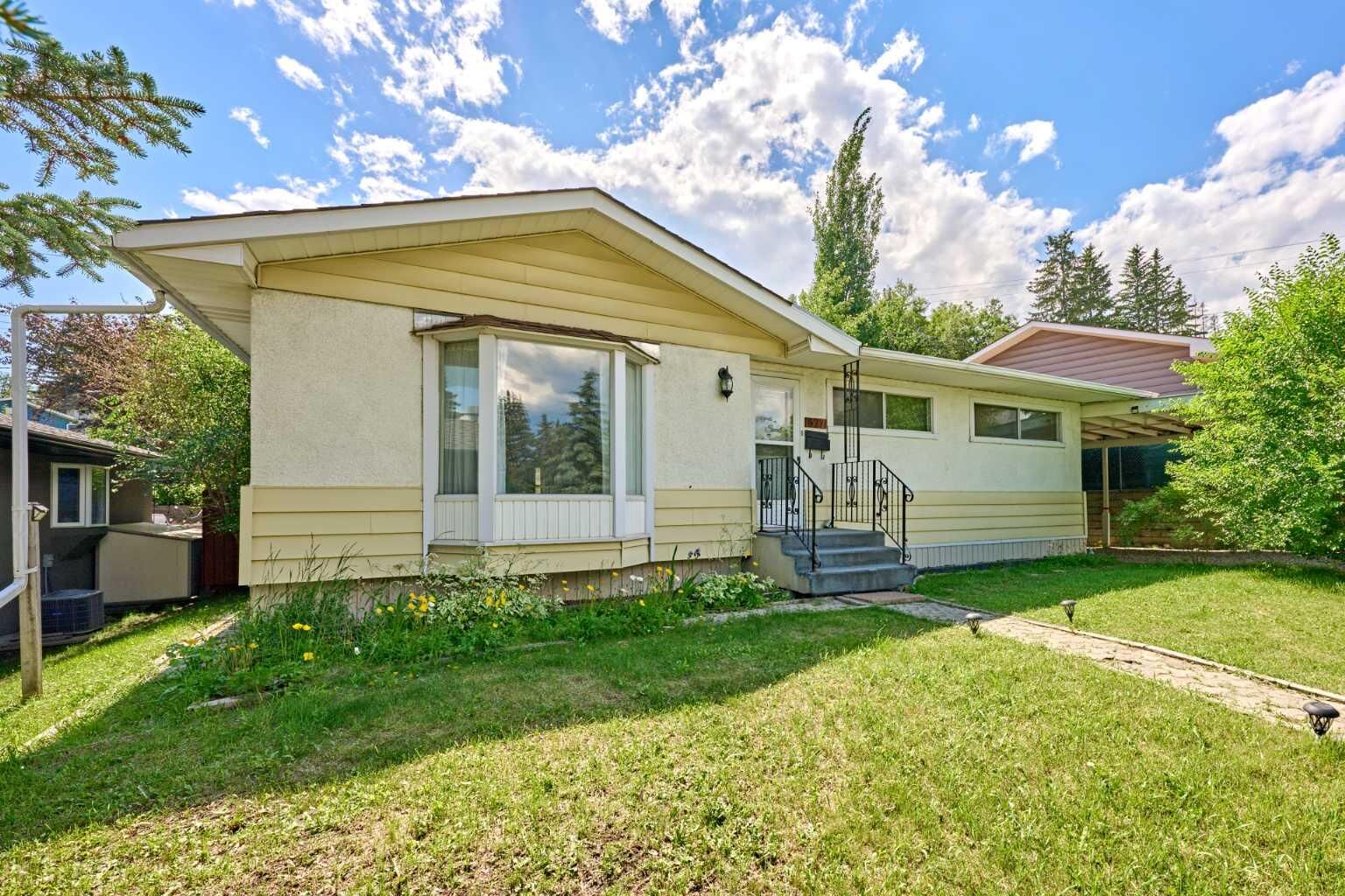 Property Photo: 627 94 Avenue SW AB T2V 0X8