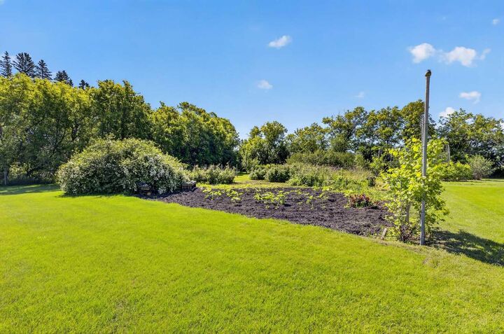 Property Photo: 28224 Township Road 334 AB T0M 0K0