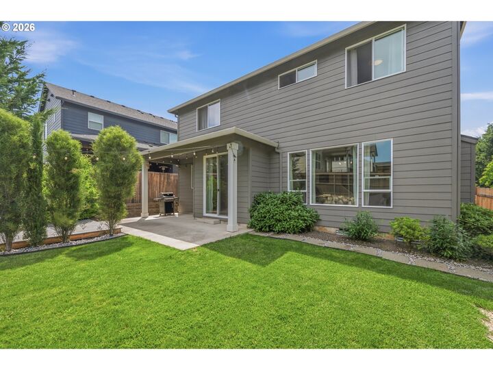 Property Photo:  10700 NE 109th St  WA 98662 