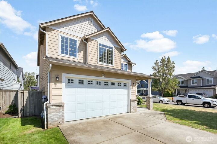 Property Photo:  4003 NE 165th Place  WA 98682 