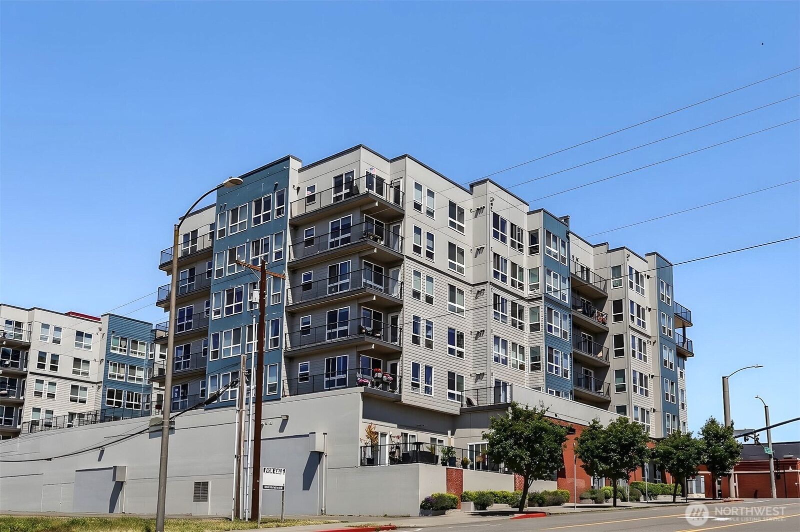 Property Photo:  2824  Grand Avenue A308  WA 98201 