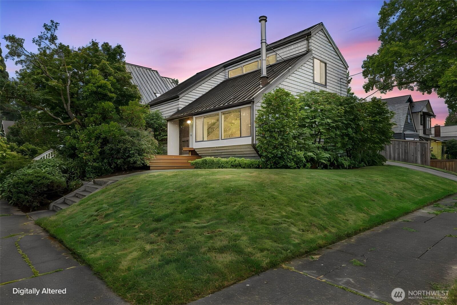 Property Photo: 2315 26th Avenue E WA 98112