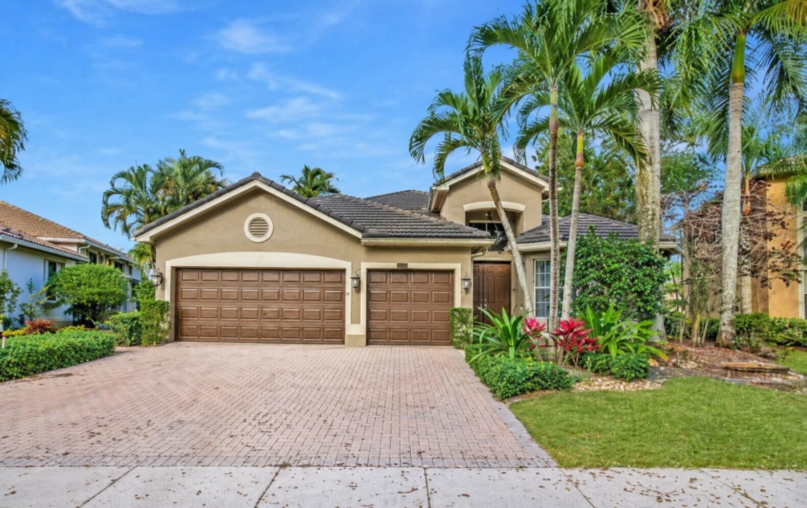 Property Photo: 19633 Estuary Drive FL 33498