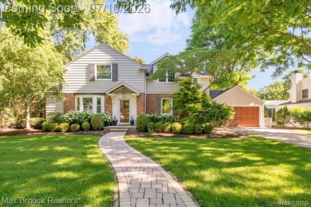 Property Photo: 1647 Yorkshire Road MI 48009
