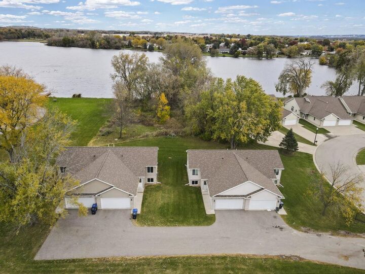 Property Photo:  922-932 Waters Edge Court  WI 53559 