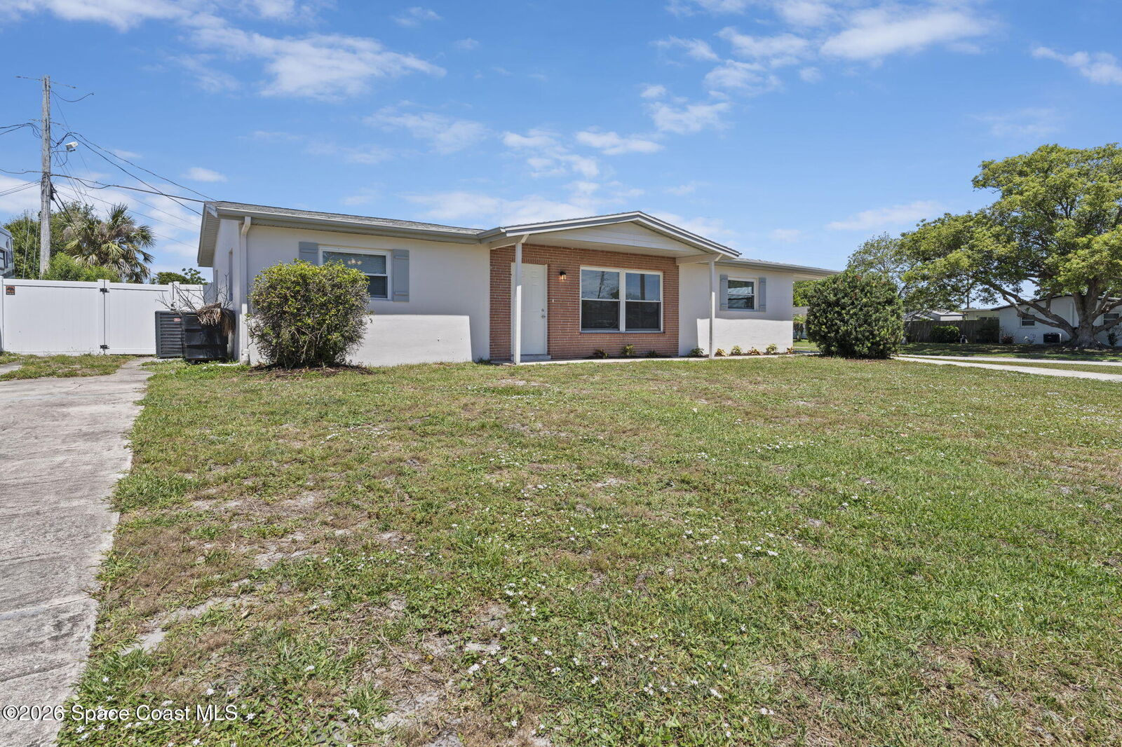 Property Photo:  676 Ixora Drive  FL 32935 