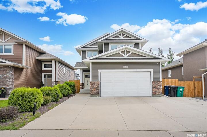 Property Photo:  222 Pringle Lane  SK S7T 0S3 