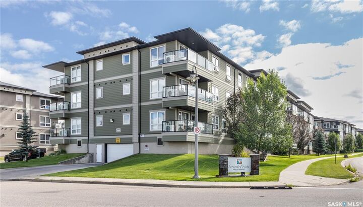 Property Photo: 108 Willis Crescent 4312 SK S7T 0W8