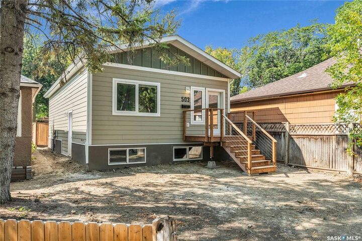 Property Photo: 516 K Avenue S SK S7M 2E2