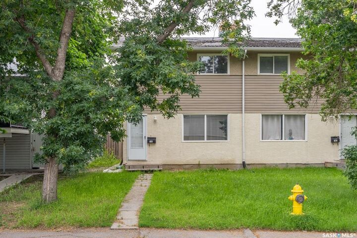 169 Rothwell Crescent — photo 1