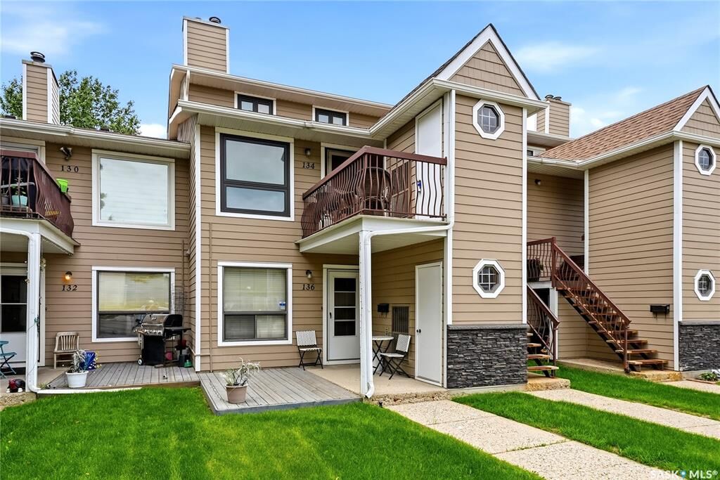 Property Photo:  134 Cedar Meadow Drive  SK S4X 3J6 