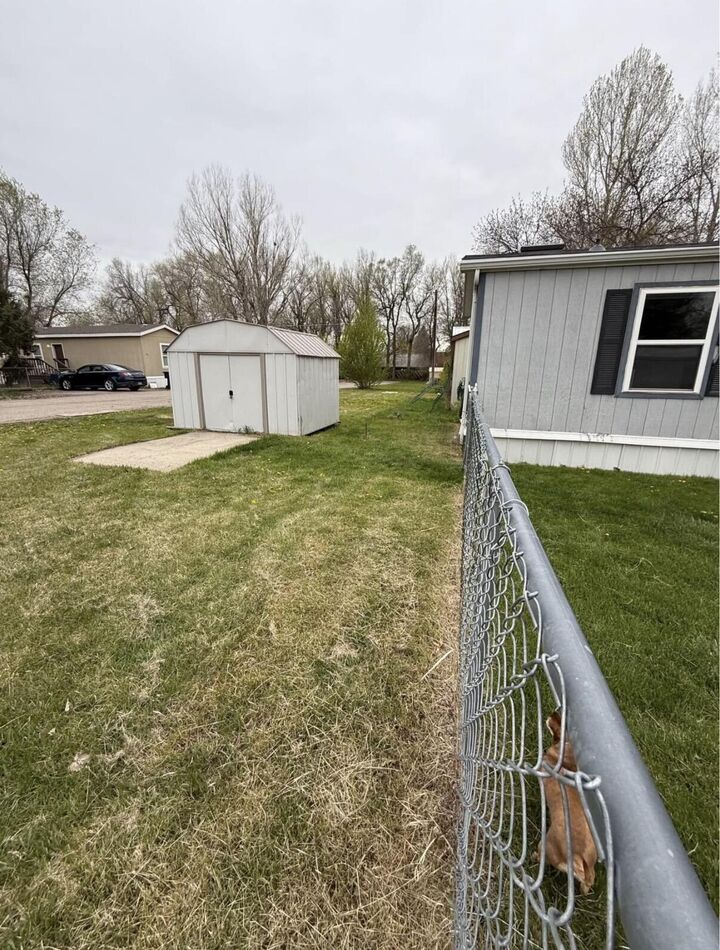 Property Photo: 1116 4th Avenue 44 WY 82801