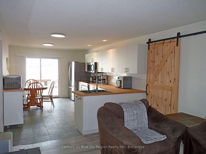 Property Photo: 11 Waterfront Drive ON P0H 1G0