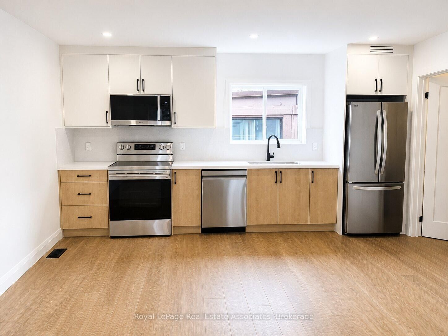 Property Photo: 17 White Avenue 1 Gs ON M6N 1S7