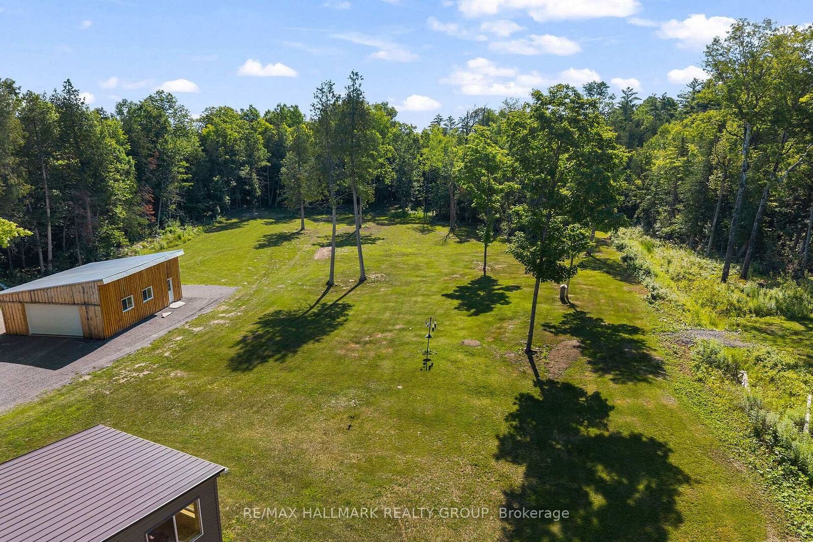 Property Photo:  466 Stewartville Road W  ON K0A 3L0 