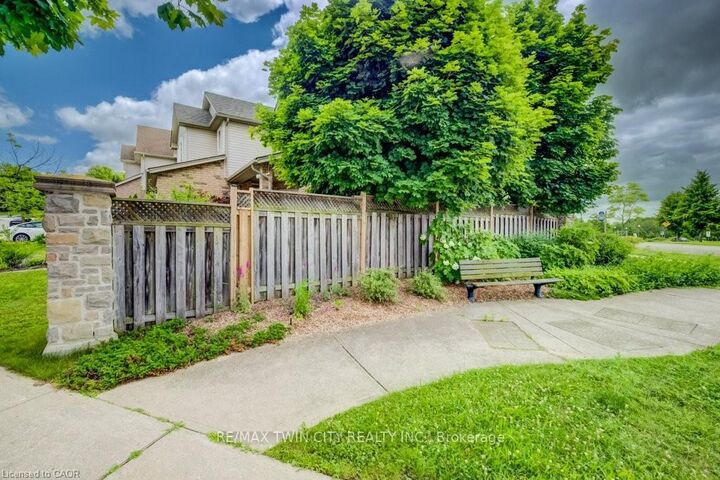 Property Photo:  123 Forest Edge Trail  ON N2P 2L8 