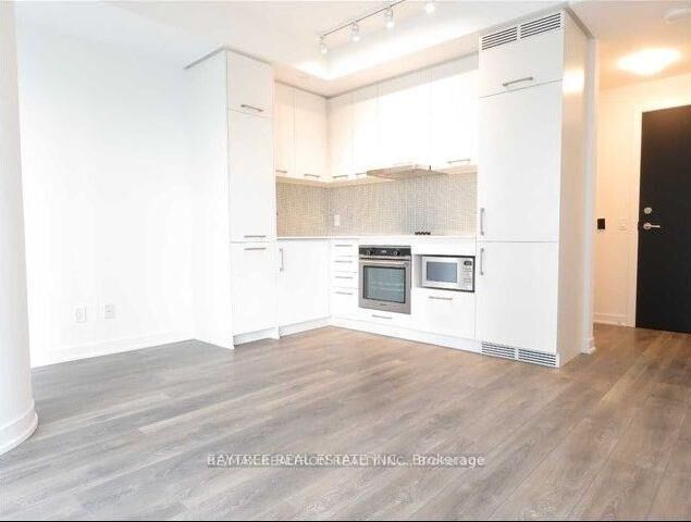 Property Photo: 87 Peter Street 2108 ON M5V 0P1