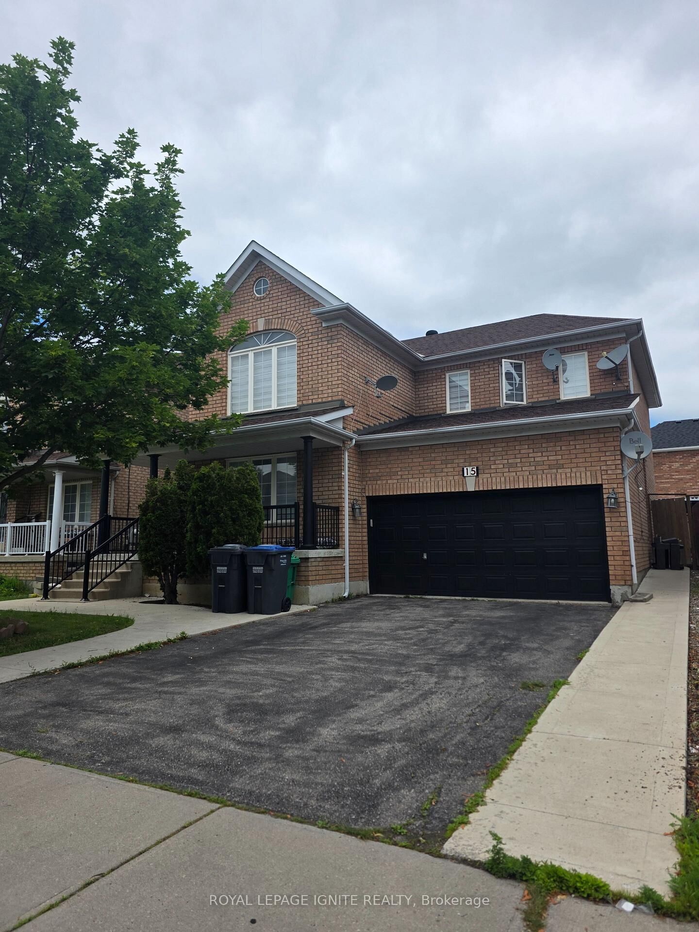 Property Photo:  15 Sugarcane Avenue Unit B (Bsmt)  ON L6R 3C8 