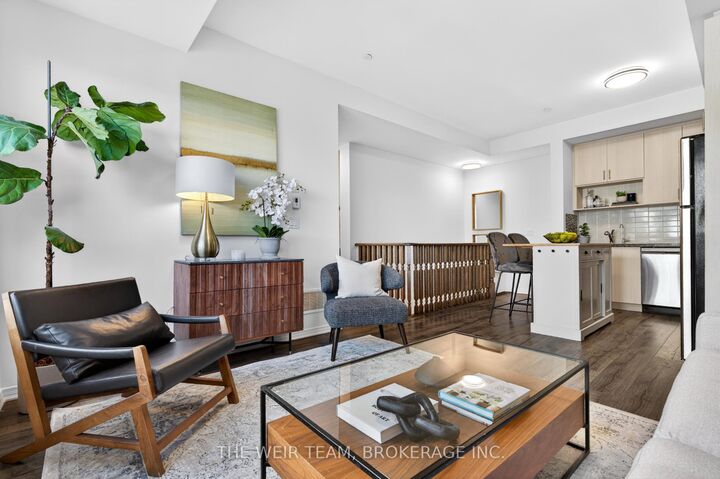 1120 Briar Hill Avenue 308 — photo 1