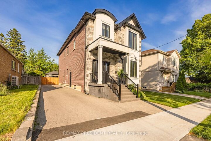 Property Photo:  3 Highvale Road  ON M1L 3R2 