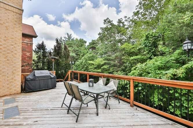 Property Photo: 488 Foxcroft Boulevard ON L3X 3L7