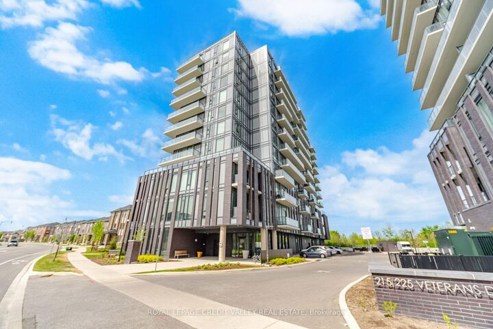 Property Photo: 225 Veterans Drive 1201 ON L7A 0B6