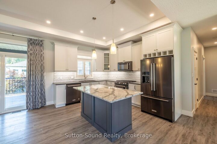 Property Photo: 336 5th Avenue A N/A W ON N4K 6S7