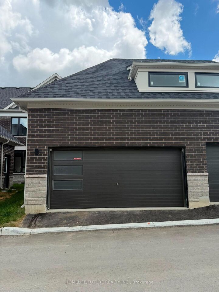 Property Photo:  293 Lindsay Street N  ON K9V 0T4 
